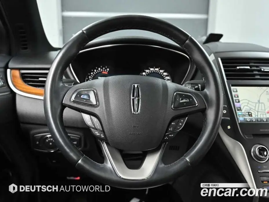 Lincoln MKC 2017 2.0 автомат (гидро), фото 13 Lincoln MKC 2017 2.0 автомат (гидро), фото 13
