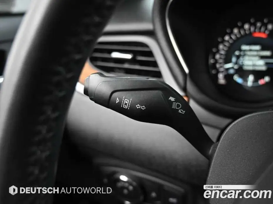 Lincoln MKC 2017 2.0 автомат (гидро), фото 17 Lincoln MKC 2017 2.0 автомат (гидро), фото 17