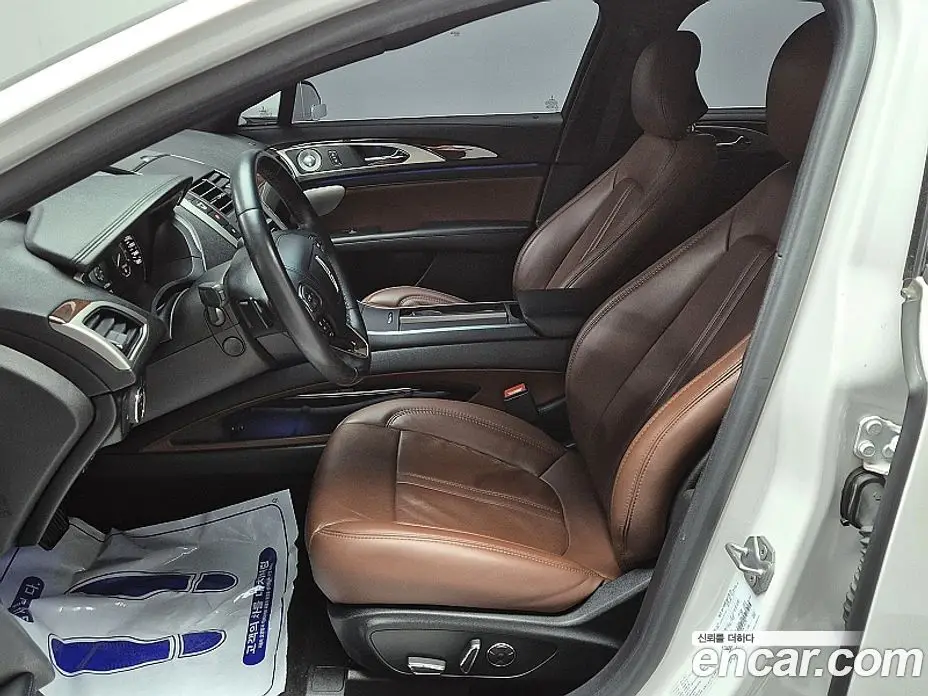 Lincoln MKZ 2019 2.0 автомат (гидро), фото 11 Lincoln MKZ 2019 2.0 автомат (гидро), фото 11