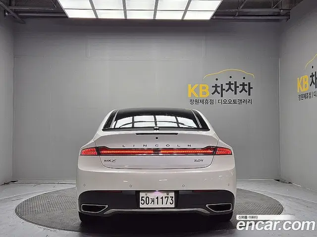 Lincoln MKZ 2019 2.0 автомат (гидро), миниатюра 4 Lincoln MKZ 2019 2.0 автомат (гидро), миниатюра 4