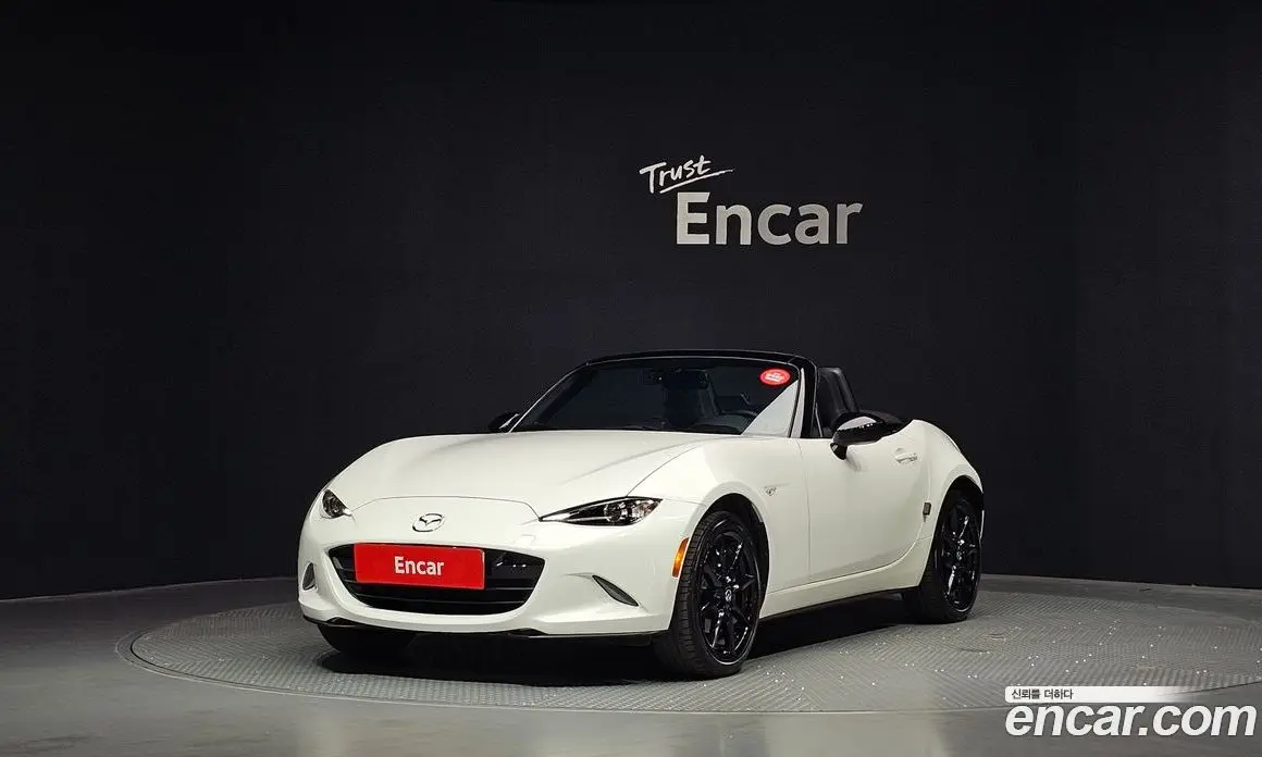 Mazda MX-5 2022 2.0 механика, фото 1 Mazda MX-5 2022 2.0 механика, фото 1