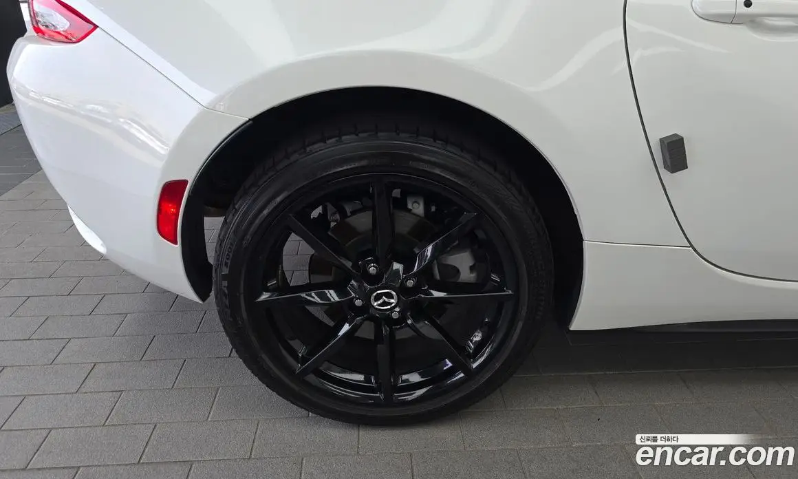 Mazda MX-5 2022 2.0 механика, фото 5 Mazda MX-5 2022 2.0 механика, фото 5