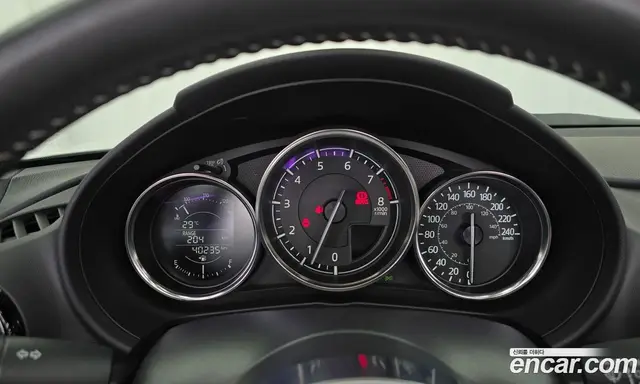 Mazda MX-5 2022 2.0 механика, миниатюра 8 Mazda MX-5 2022 2.0 механика, миниатюра 8