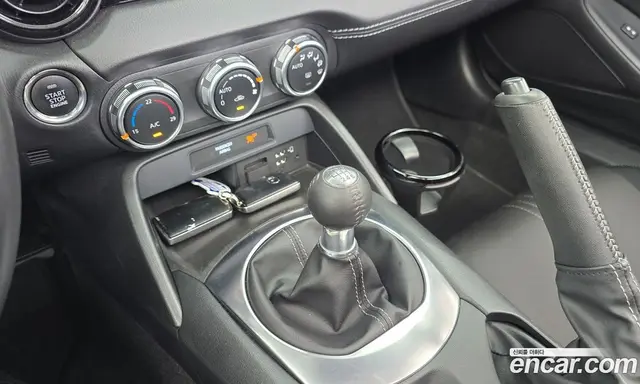 Mazda MX-5 2022 2.0 механика, миниатюра 9 Mazda MX-5 2022 2.0 механика, миниатюра 9