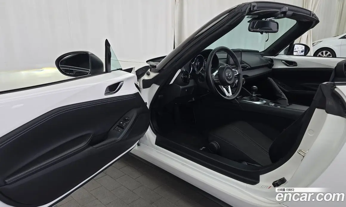 Mazda MX-5 2022 2.0 механика, фото 10 Mazda MX-5 2022 2.0 механика, фото 10