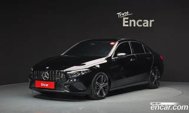 Mercedes-Benz A-Class, 2024, 12 390 км