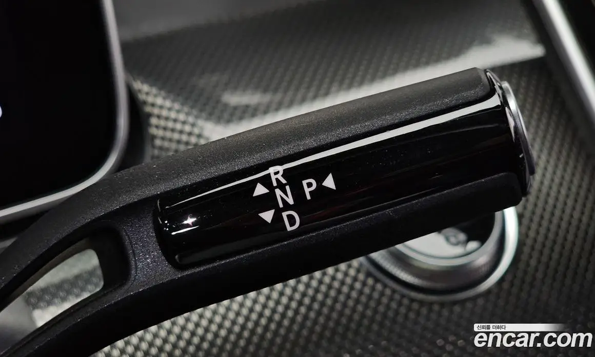 Mercedes-Benz C-Class 2023 2.0 гидро, фото 12
