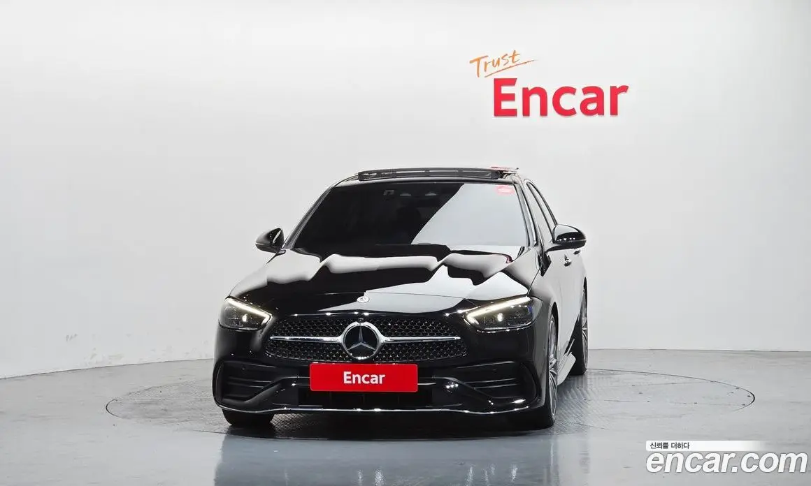 Mercedes-Benz C-Class 2023 2.0 гидро, фото 3