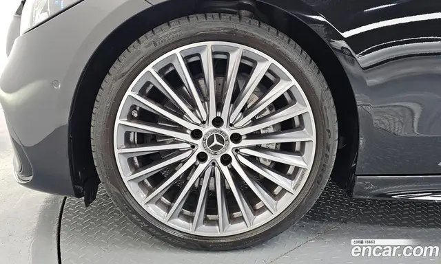 Mercedes-Benz C-Class 2023 2.0 гидро, миниатюра 5