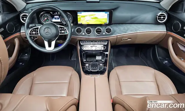 Mercedes-Benz E-Class 2019 1.9 гидро, миниатюра 10