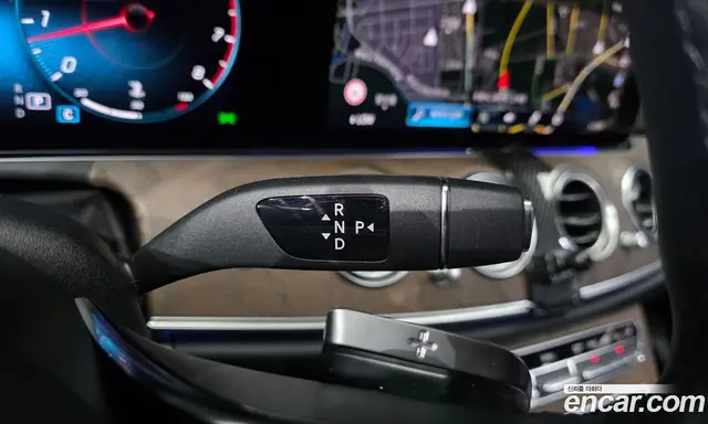 Mercedes-Benz E-Class 2021 2.0 гидро, миниатюра 12