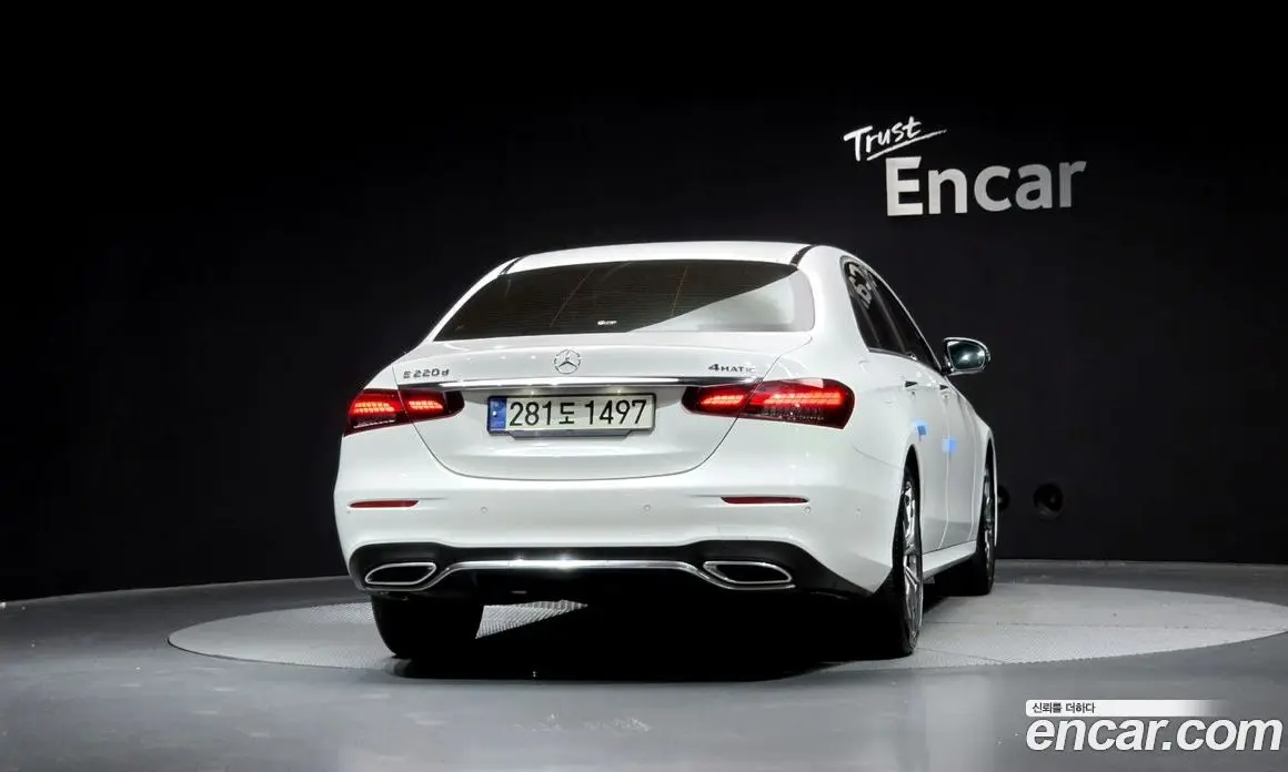 Mercedes-Benz E-Class 2021 1.9 гидро, фото 4 Mercedes-Benz E-Class 2021 1.9 гидро, фото 4