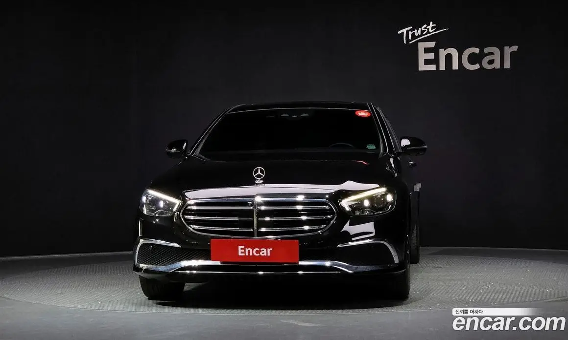 Mercedes-Benz E-Class 2021 2.0 гидро, фото 3