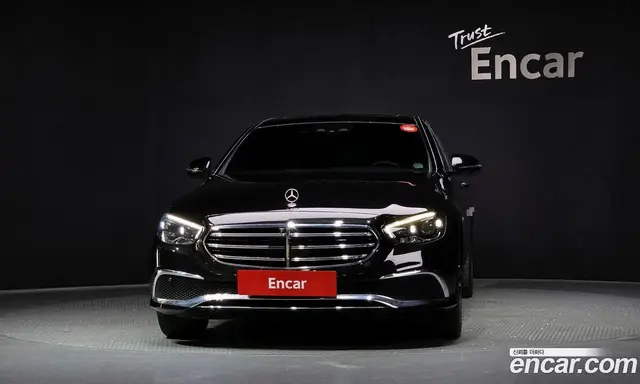 Mercedes-Benz E-Class 2021 2.0 гидро, миниатюра 3