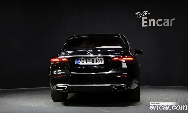 Mercedes-Benz E-Class 2021 2.0 гидро, миниатюра 4