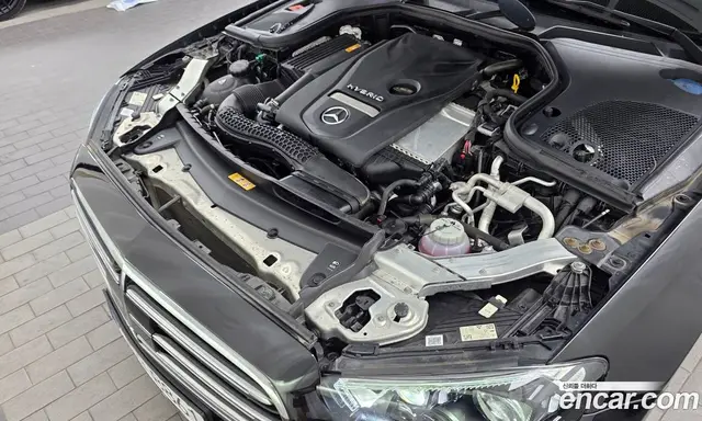 Mercedes-Benz E-Class 2021 2.0 гидро, миниатюра 6