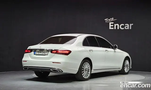 Mercedes-Benz E-Class 2022 2.0 гидро, миниатюра 2 Mercedes-Benz E-Class 2022 2.0 гидро, миниатюра 2