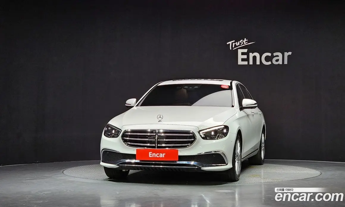 Mercedes-Benz E-Class 2022 2.0 гидро, фото 3 Mercedes-Benz E-Class 2022 2.0 гидро, фото 3