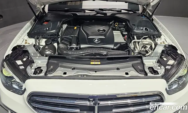 Mercedes-Benz E-Class 2022 2.0 гидро, миниатюра 6 Mercedes-Benz E-Class 2022 2.0 гидро, миниатюра 6