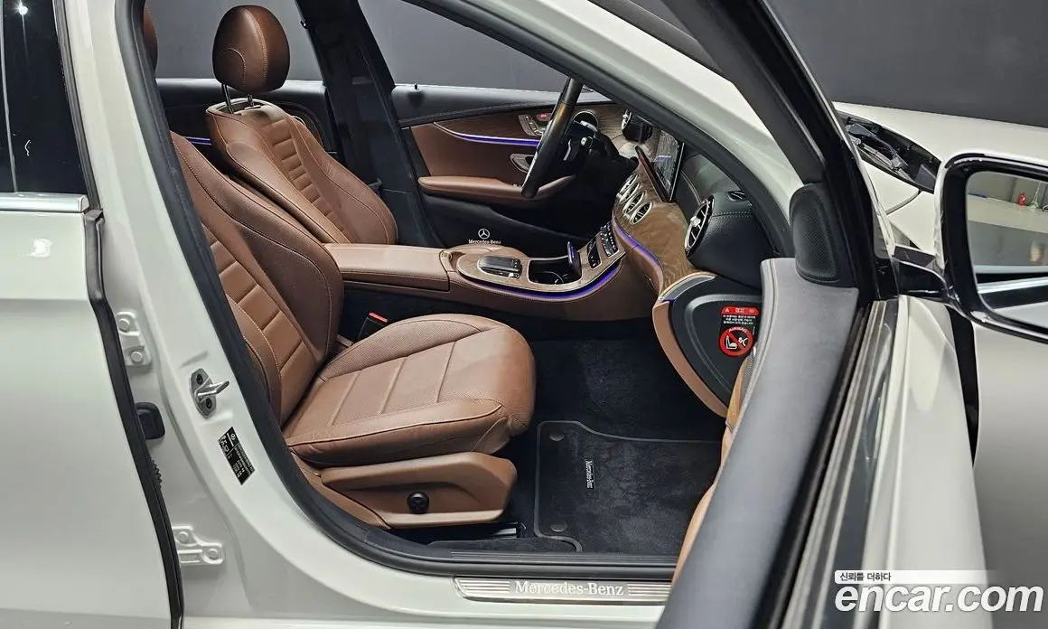 Mercedes-Benz E-Class 2022 2.0 гидро, фото 10 Mercedes-Benz E-Class 2022 2.0 гидро, фото 10