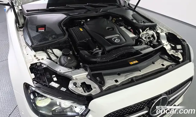 Mercedes-Benz E-Class 2022 2.0 гидро, миниатюра 6 Mercedes-Benz E-Class 2022 2.0 гидро, миниатюра 6