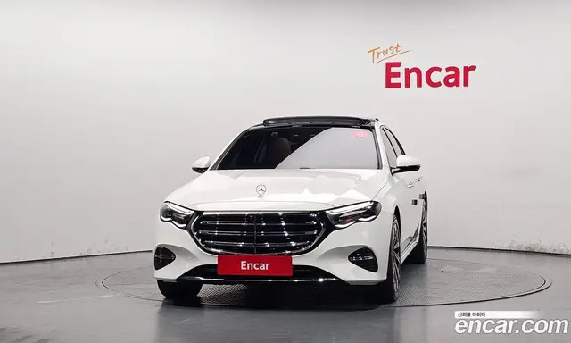 Mercedes-Benz E-Class 2024 2.0 гидро, миниатюра 3