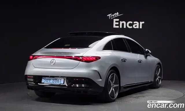 Mercedes-Benz EQE, 2023, 53 535 км