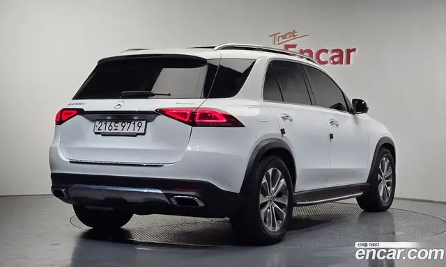 Mercedes-Benz GLE-Class 2022 2.0 гидро, миниатюра 2