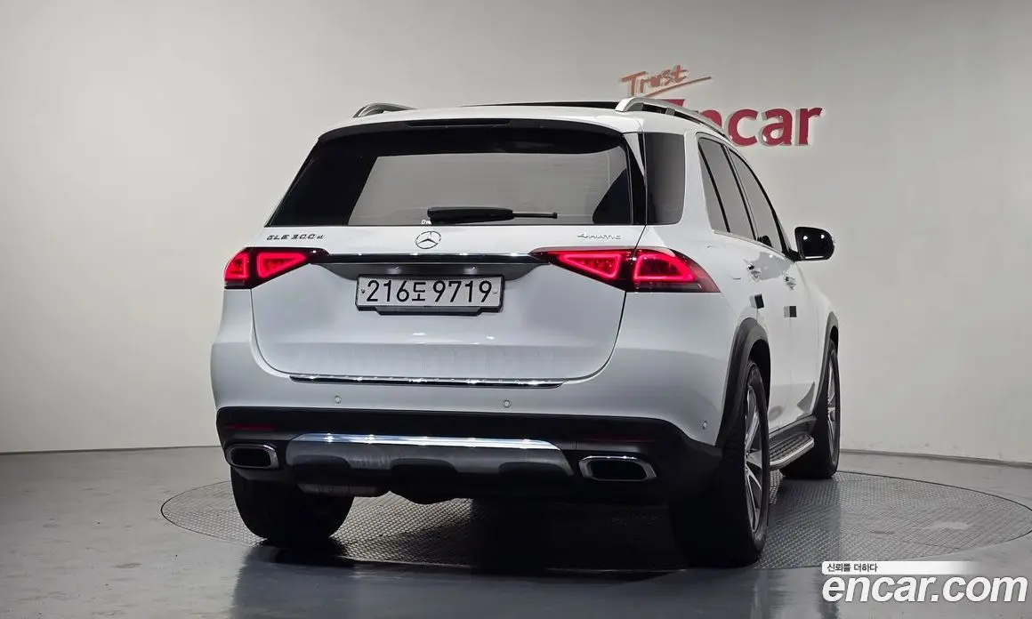 Mercedes-Benz GLE-Class 2022 2.0 гидро, фото 4