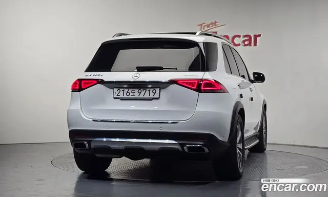 Mercedes-Benz GLE-Class 2022 2.0 гидро, миниатюра 4