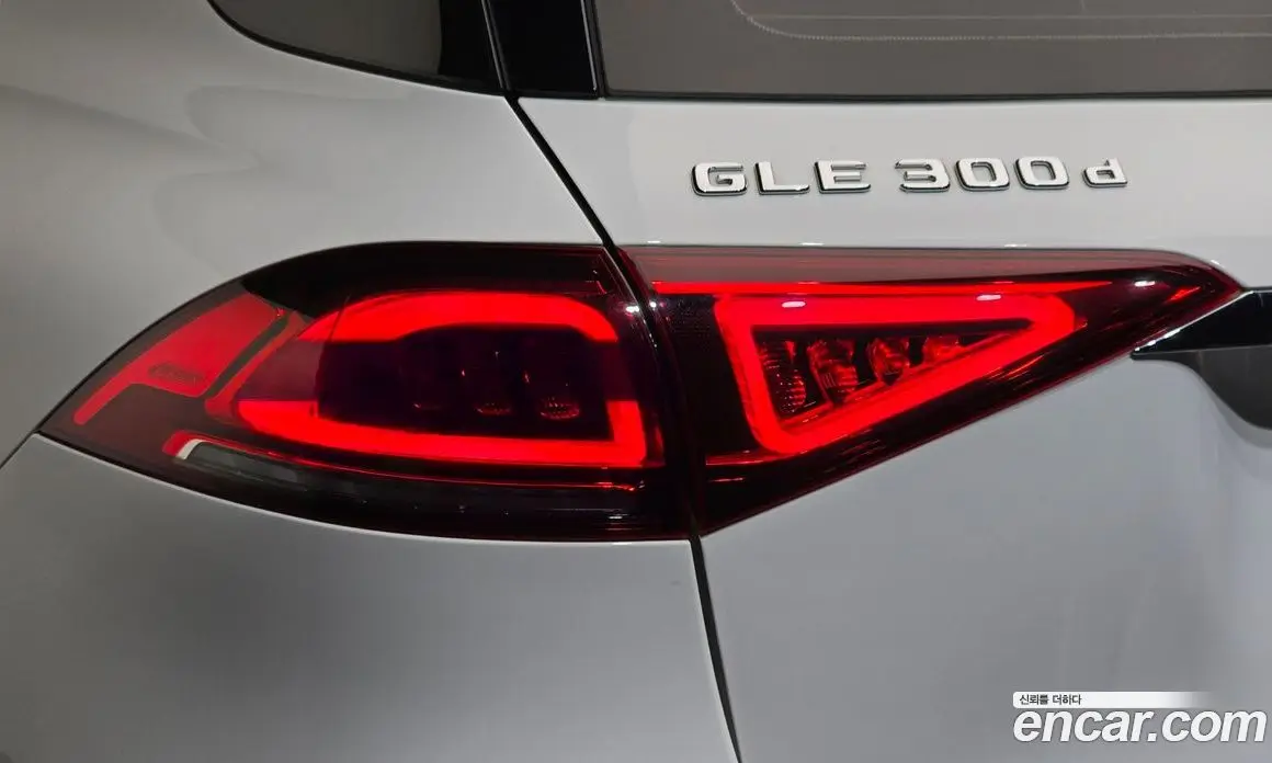 Mercedes-Benz GLE-Class 2022 2.0 гидро, фото 9