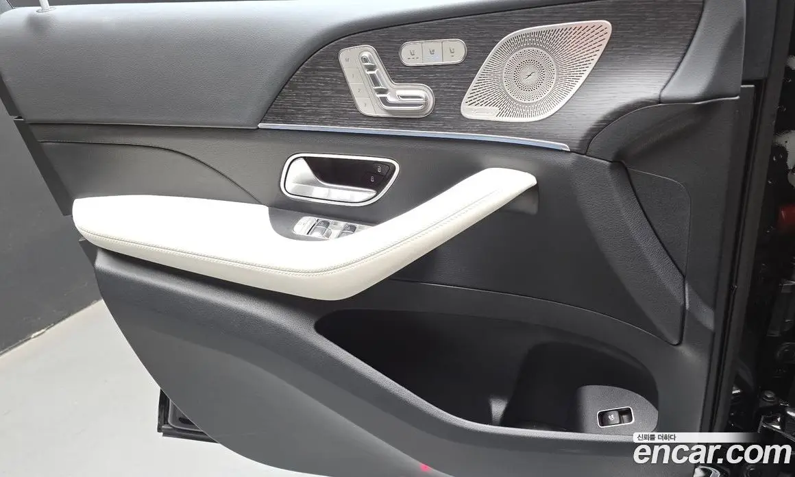 Mercedes-Benz GLE-Class 2025 3.0 гидро, фото 14