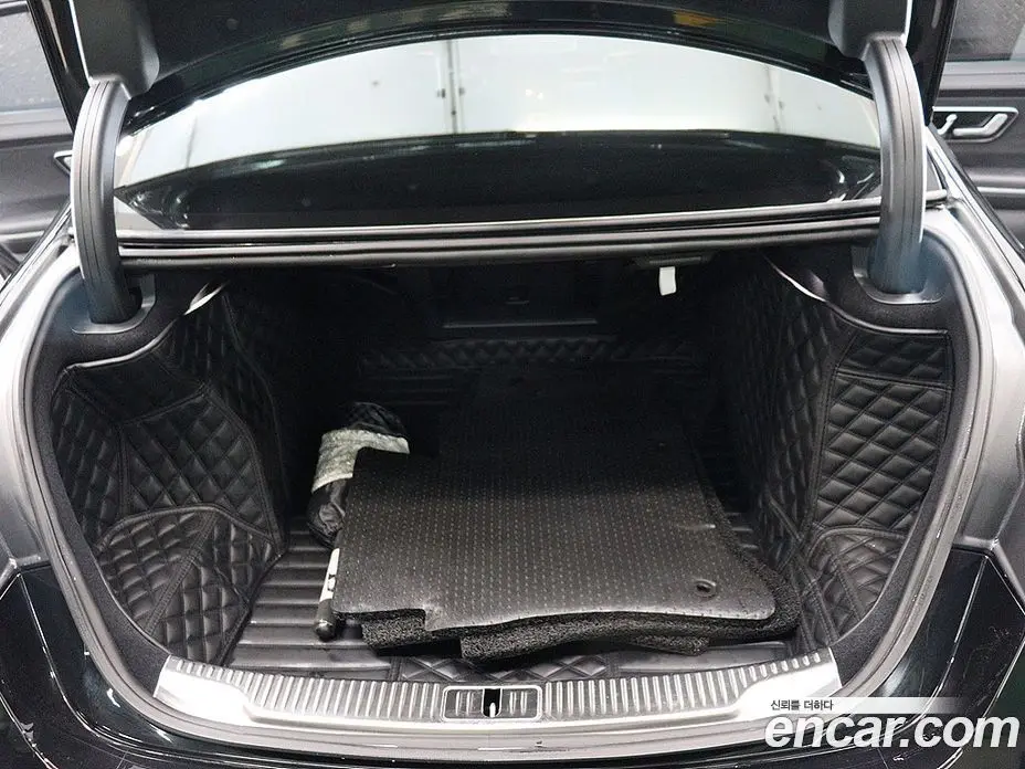 Mercedes-Benz S-Class 2024 3.0 гидро, фото 5 Mercedes-Benz S-Class 2024 3.0 гидро, фото 5