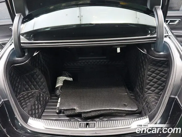 Mercedes-Benz S-Class 2024 3.0 гидро, миниатюра 5 Mercedes-Benz S-Class 2024 3.0 гидро, миниатюра 5