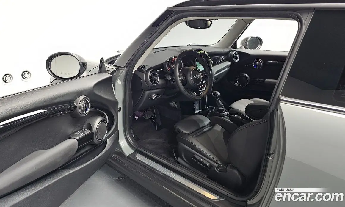 Mini Cooper 2015 1.5 автомат (гидро), фото 12