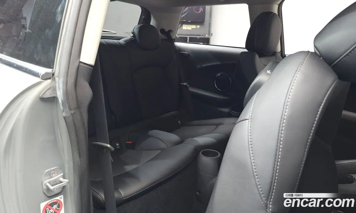 Mini Cooper 2015 1.5 автомат (гидро), фото 16