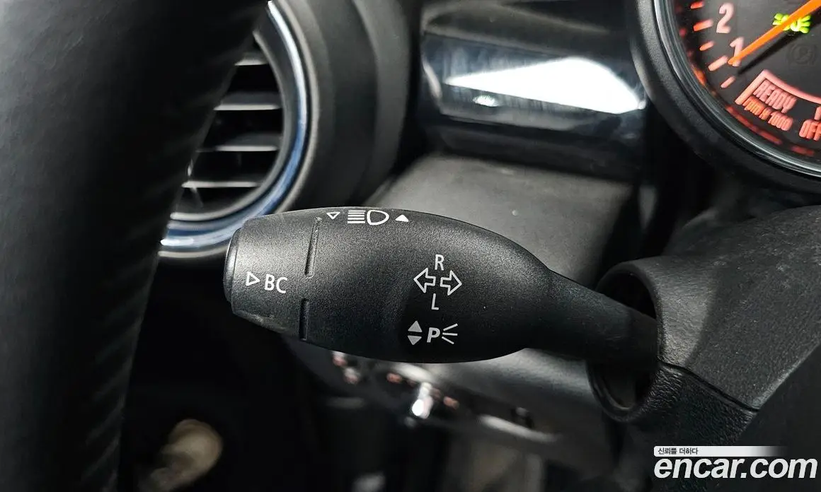 Mini Cooper 2015 1.5 автомат (гидро), фото 27