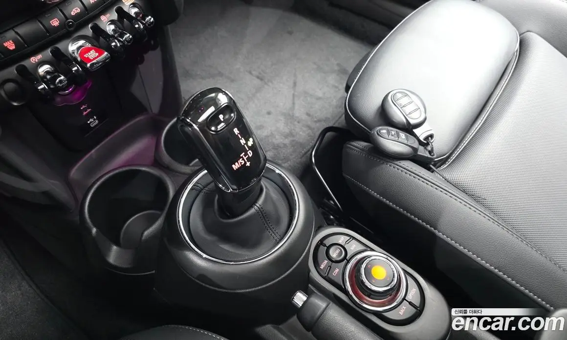 Mini Cooper 2021 1.5 автомат (гидро), фото 12