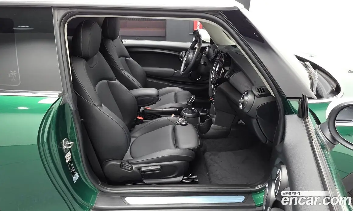Mini Cooper 2021 1.5 автомат (гидро), фото 16