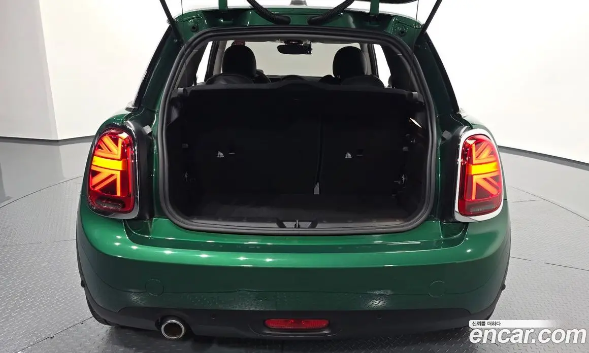 Mini Cooper 2021 1.5 автомат (гидро), фото 22