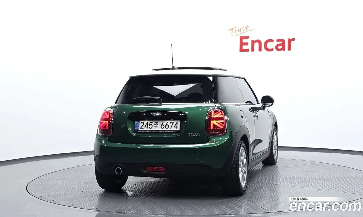 Mini Cooper 2021 1.5 автомат (гидро), фото 4