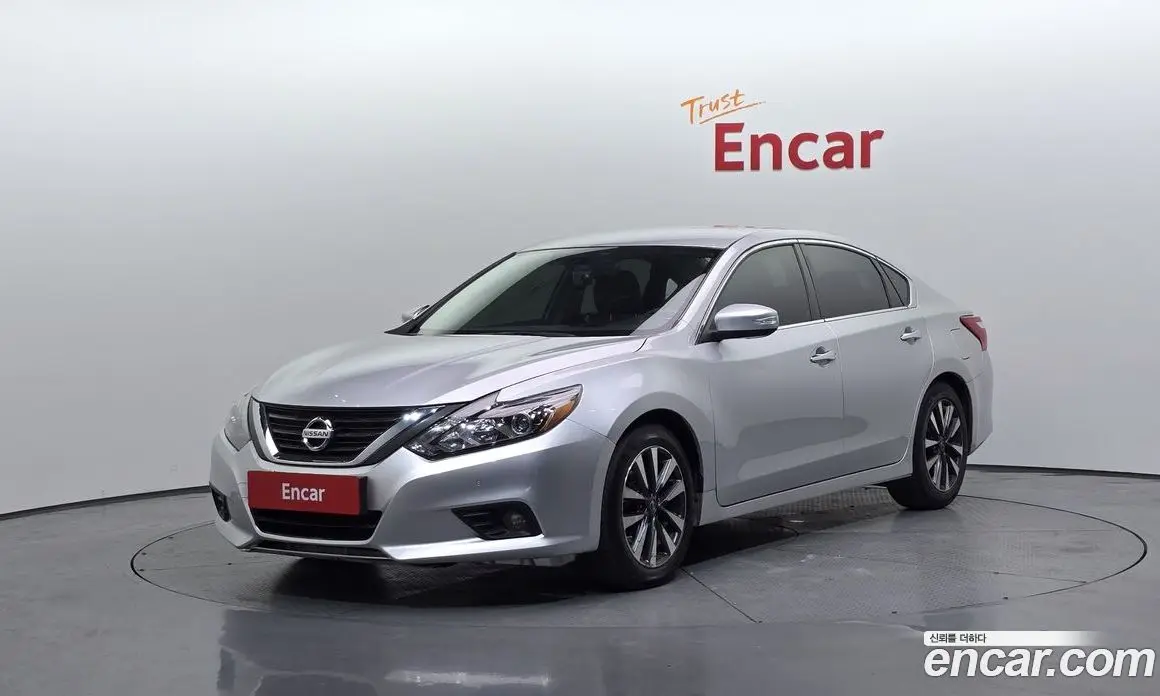 Nissan Altima 2016 2.5 автомат (гидро), фото 1 Nissan Altima 2016 2.5 автомат (гидро), фото 1