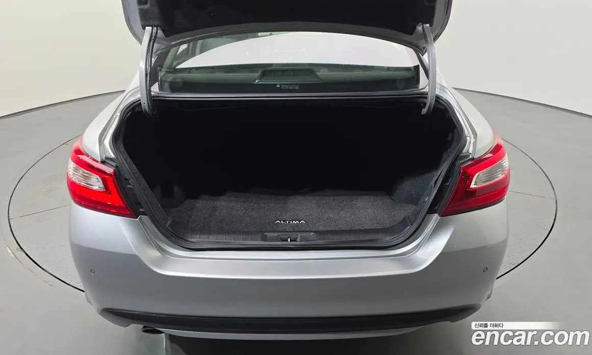 Nissan Altima 2016 2.5 автомат (гидро), фото 17 Nissan Altima 2016 2.5 автомат (гидро), фото 17