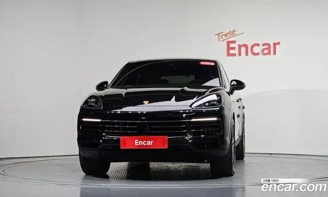 Porsche Cayenne 2023 3.0 автомат (гидро), миниатюра 2
