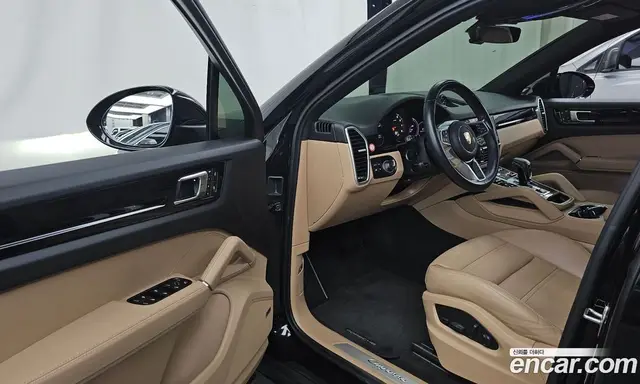 Porsche Cayenne 2023 3.0 автомат (гидро), миниатюра 12
