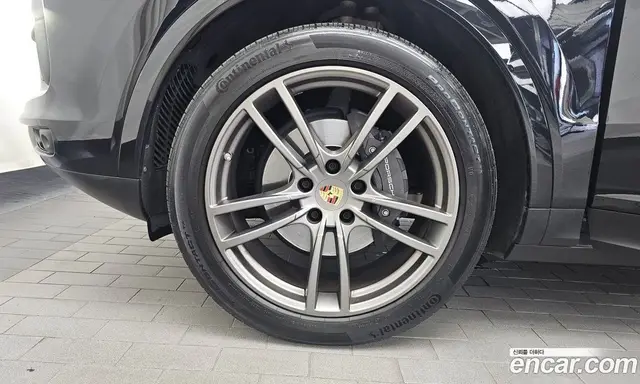 Porsche Cayenne 2023 3.0 автомат (гидро), миниатюра 4
