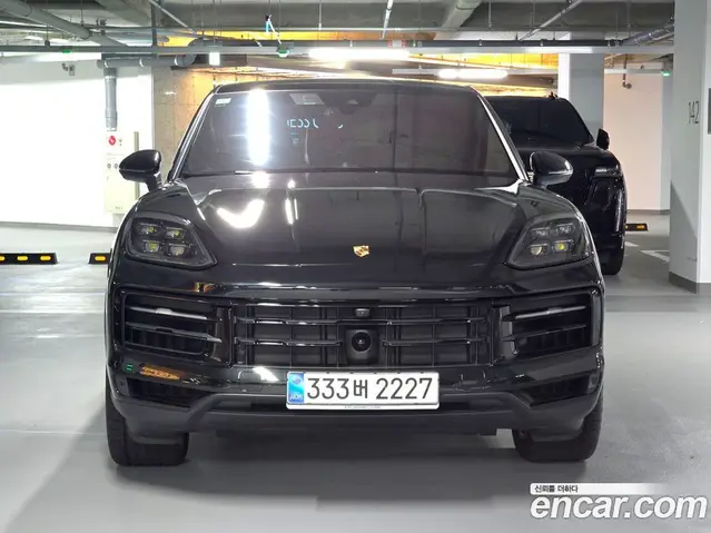 Porsche Cayenne 2025 3.0 автомат (гидро), миниатюра 2