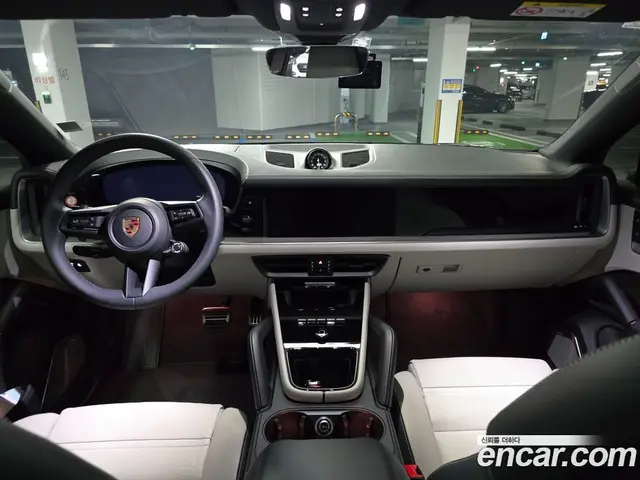 Porsche Cayenne 2025 3.0 автомат (гидро), миниатюра 12