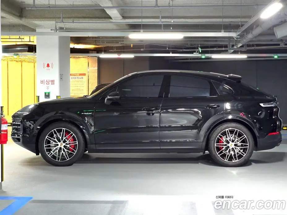 Porsche Cayenne 2025 3.0 автомат (гидро), фото 3