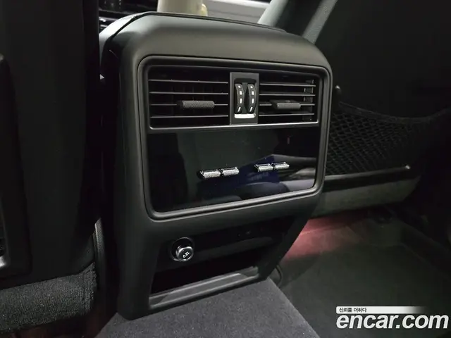 Porsche Cayenne 2025 3.0 автомат (гидро), миниатюра 9